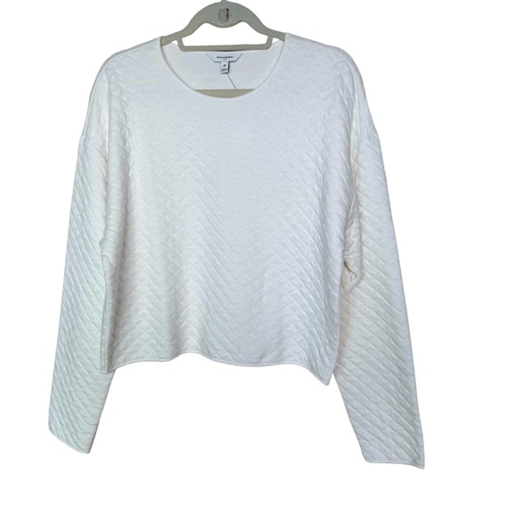 Banana Republic Off-White Textured Long Sleeve Top – Elegant & Versatile, Size M - Picture 6 of 9